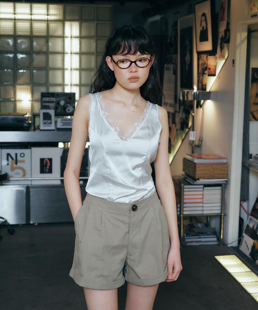 GREENBUTTER Roll-Up Banding Shorts (Beige)