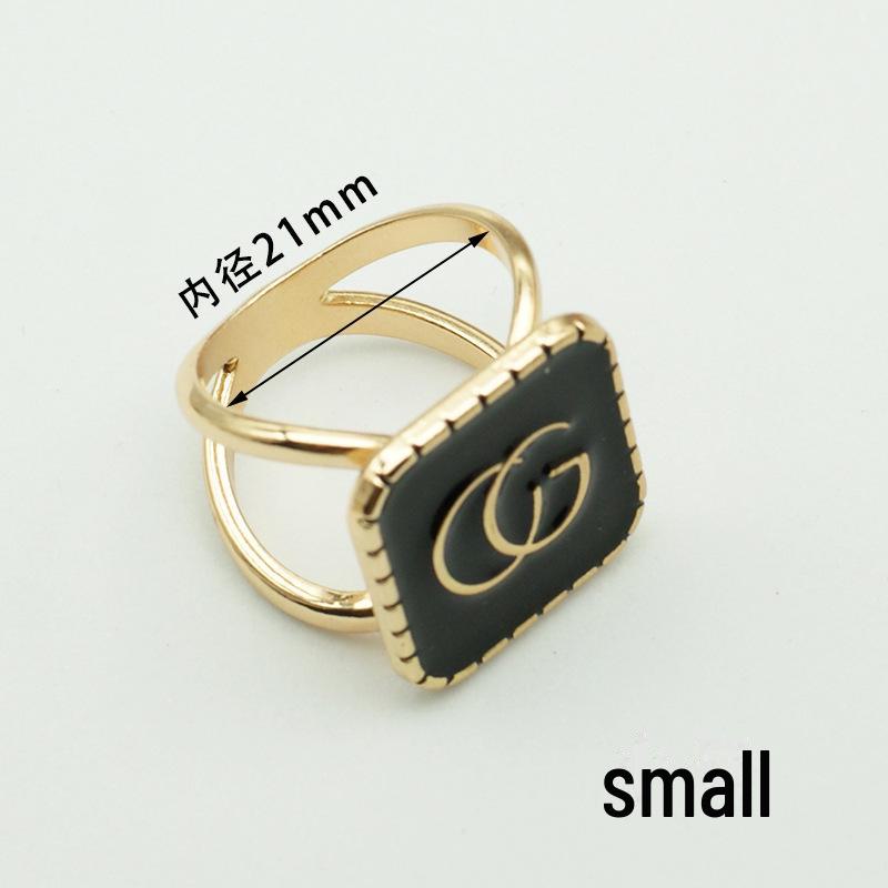 «Шарф и пряжка для пальто из жемчужного шелка — высококачественный корейский аксессуар двойного назначения»