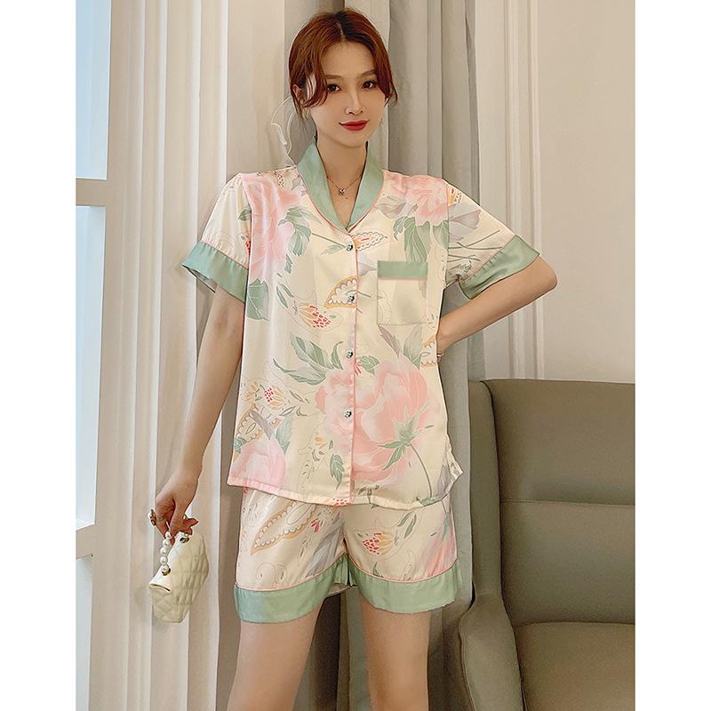 Celebrities Wear The Same Short-Sleeved Pajamas In Summer, Thin Lapel High-End Striped Loungewear