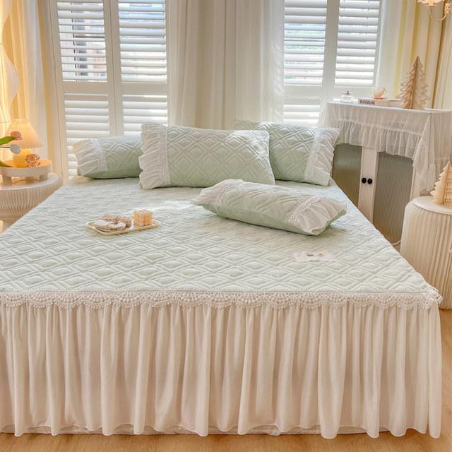 Корейское кружевное молочно-бархатное покрывало на кровать с рюшами, толстое покрывало королевского размера, стеганое покрывало для двуспальной кровати, мягкое теплое с 2 наволочками