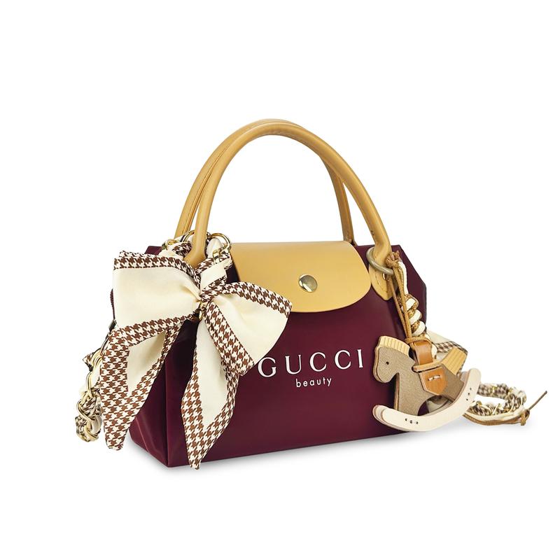 Gucci Косметичка/несессер [Индивидуальная сумка] Цветы Берлина Блестки Кот Подарок Ретро Винно-красный Позолоченный Аромат Цветы в Берлине оригинальная версия