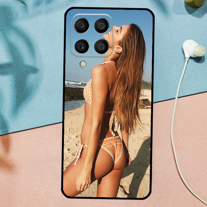 Девушка в бикини с пляжной фигурой для Samsung Galaxy M53 M33 M11 M21 M31 M12 M13 M14 M15 M35 M34 M54 M32 M52 M06 M16 M55 Чехол
