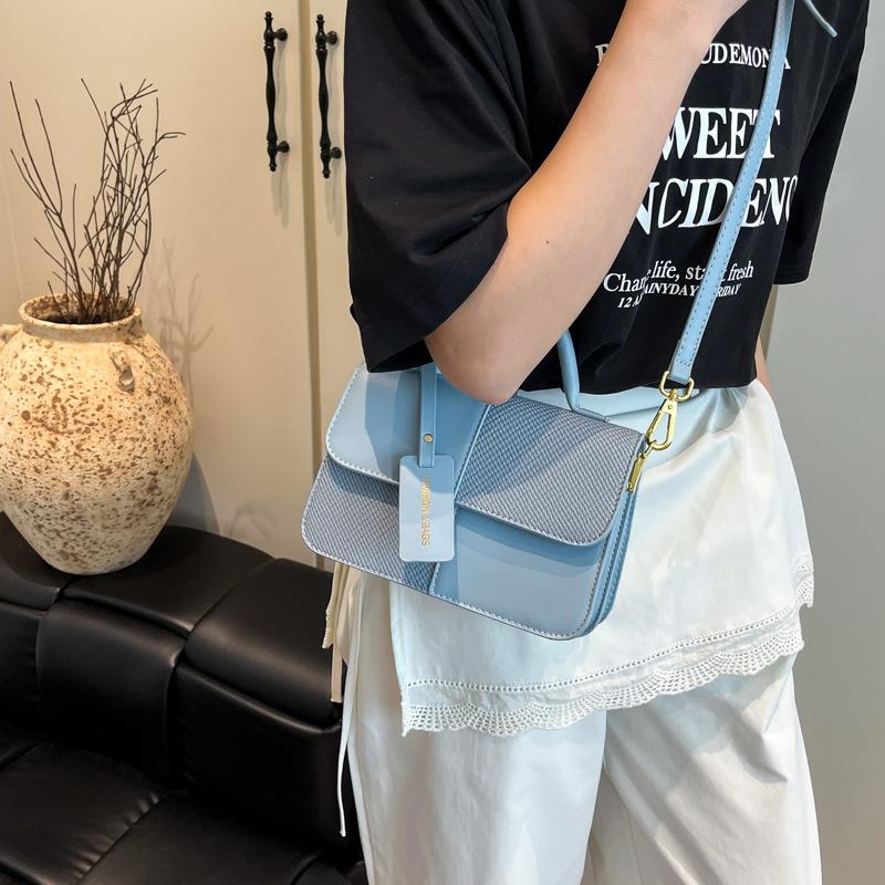 2025 new contrasting color retro portable small square bag female Sen Meng fashionable texture shoulder bag personalized commuter messenger bag
