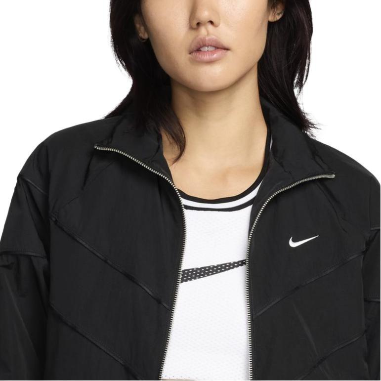 Nike WINDRUNNER Куртки и пальто Женские Черный/Белый FV6305-010