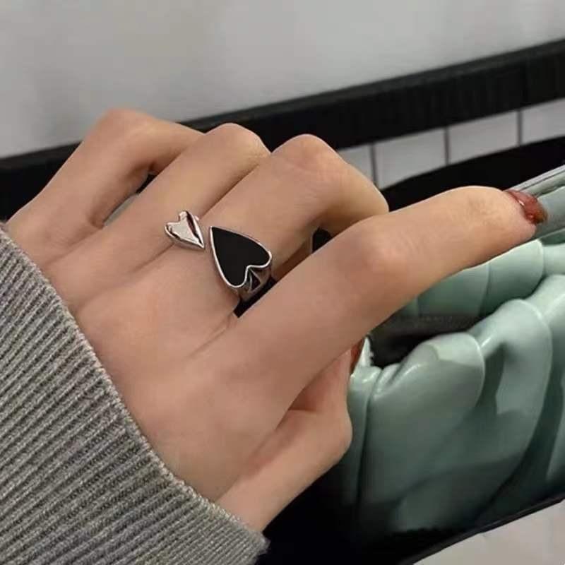 Trendy Two-color Black Heart Rings For Women Minimalist Aesthetic Drop Of Oil Open Rings Female Metal Punk Party Jewelry