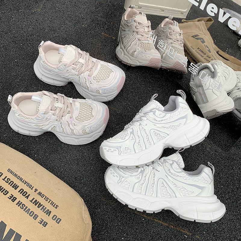Европейские кроссовки на толстой подошве для женщин, весна-лето 2025, сетчатые, дышащие и универсальные, трендовые маленькие повседневные спортивные туфли