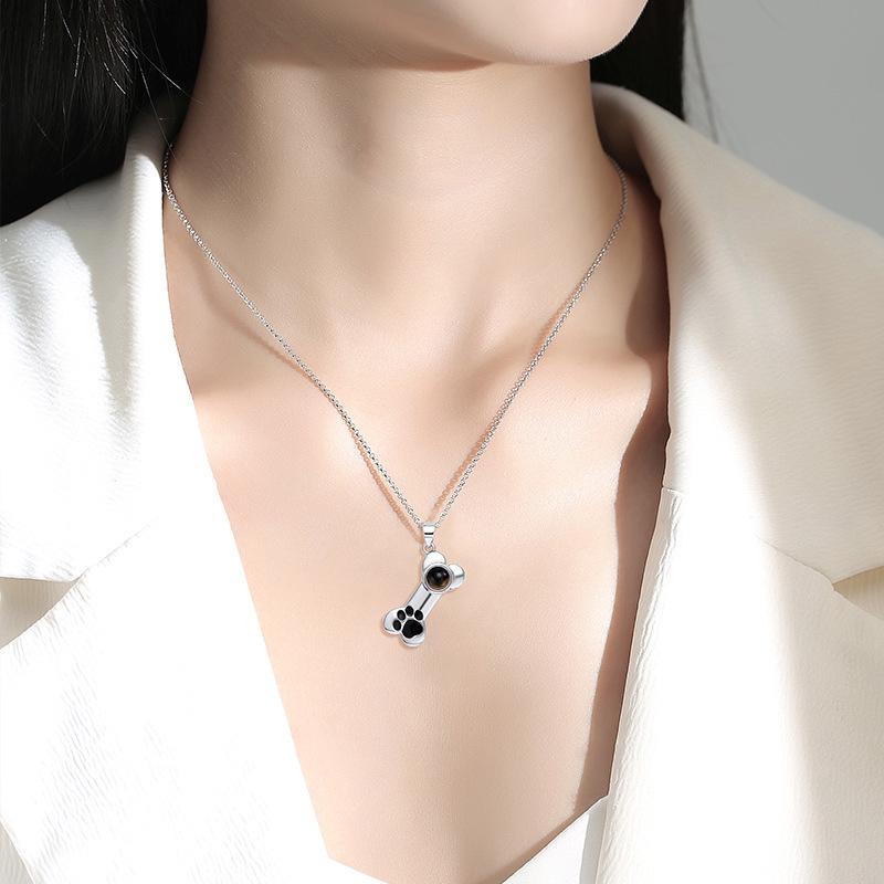 Ожерелье-проектор «Я люблю тебя» с отпечатком собачьей лапы - Индивидуальные цвета - Милый рождественский подарок для любителя питомцев