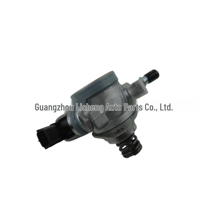 The CM5E-9D376-CB high-pressure mechanical fuel pump fits Ford Focus models from 2012-2017.