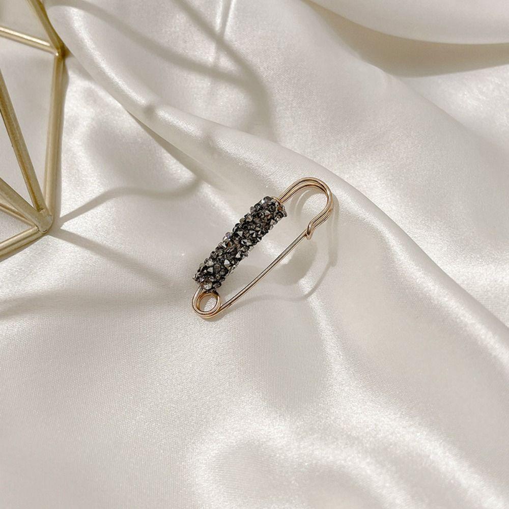 Full Rhinestone For Girls Women Brooch Tightening Waistband Pin Sweater Pants Pin Korean Buckle Pin