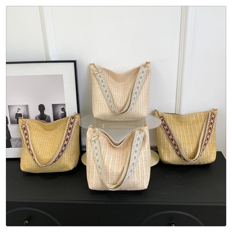 Fashionable Woven Large Capacity 2024 Spring New Korean Style Shoulder Bag