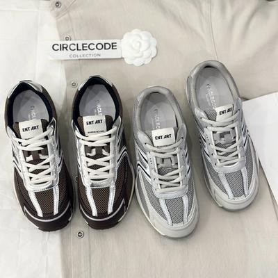 Нишевые уличные морально-волевые тренировочные кроссовки с внутренней танкеткой для увеличения роста женские 2025 новые сетчатые дышащие кроссовки «Форрест Гамп»