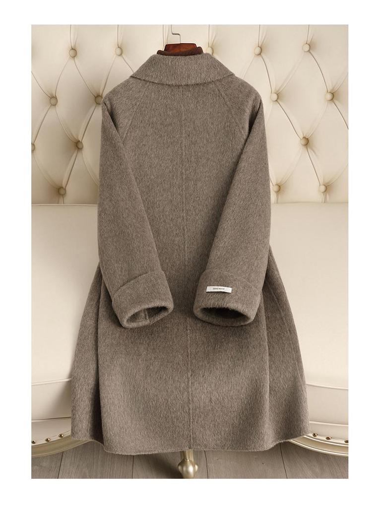Women's Mid-Length Double-Faced Cashmere Coat, 2024 Autumn/Winter, New Korean Style, Loose Fit with High-End Horn Buttons.