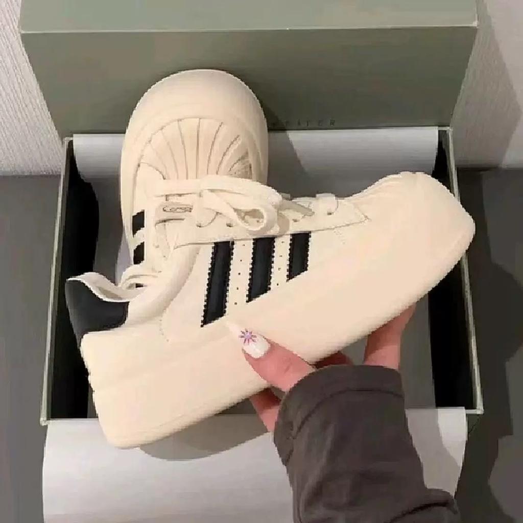 Shell Head Board Shoes Women's Autumn New Platform Leisure Sports Cute Doll Shoes High Value