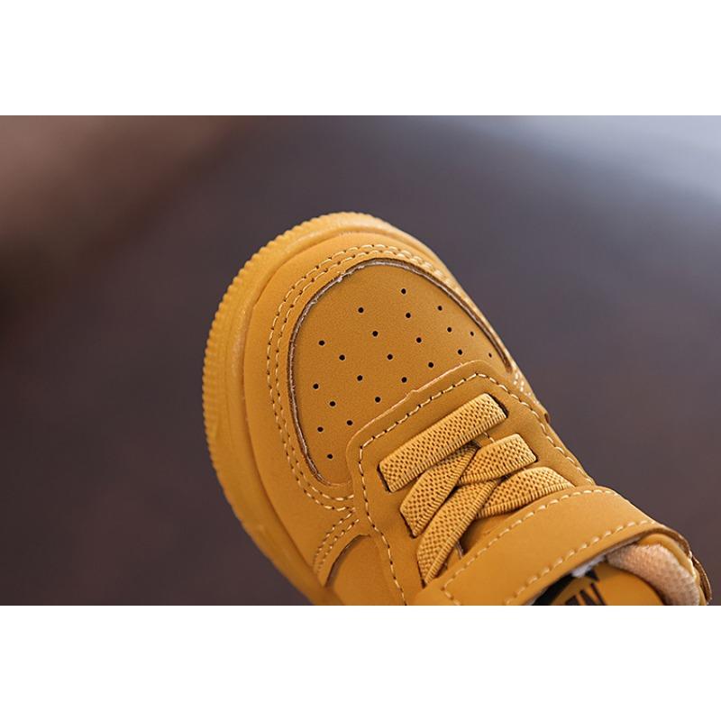 Новые осенние туфли для девочек и мальчиков, мягкие белые туфли с мягкой подошвой, дышащие, повседневные спортивные туфли на липучках Tide