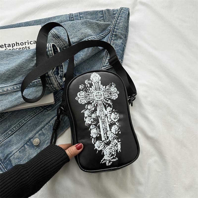 Stylish Pu Material Womens Casual Small Square Shoulder Bag For Trendy Outfits