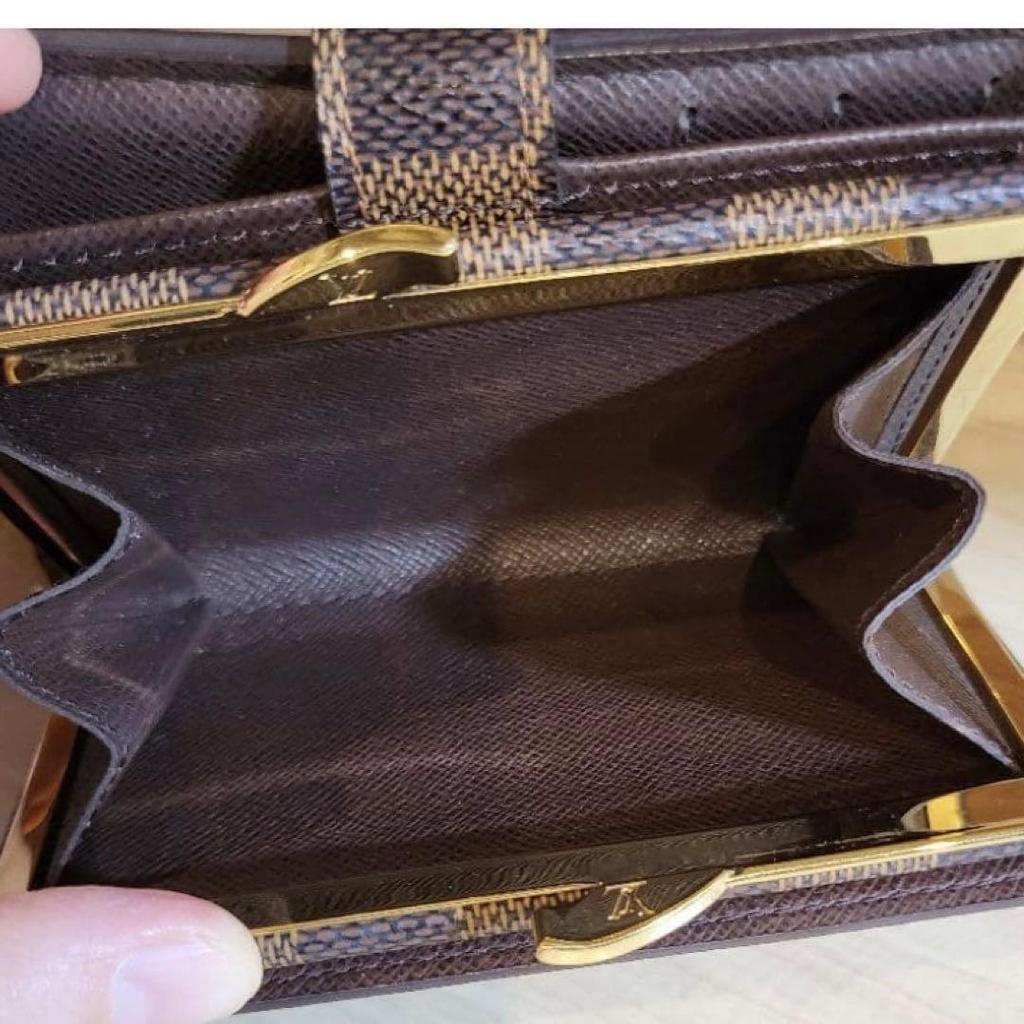 Used LOUIS VUITTON Damier bifold wallet pouch