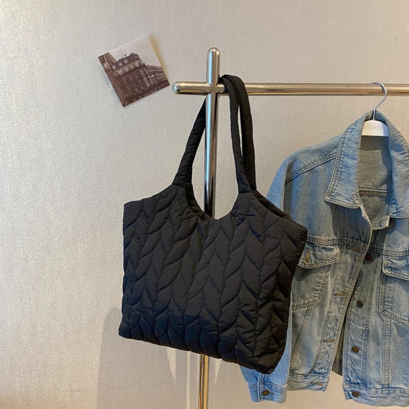 Вместительная мягкая сумка-хобо через плечо для женщин, модный дизайн, тренд весны, тканевые сумки, женские дорожные сумки-шопперы, CLE