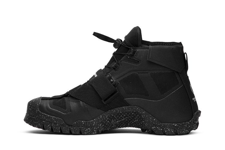Nike SFB Гора Под Прикрытием Черный