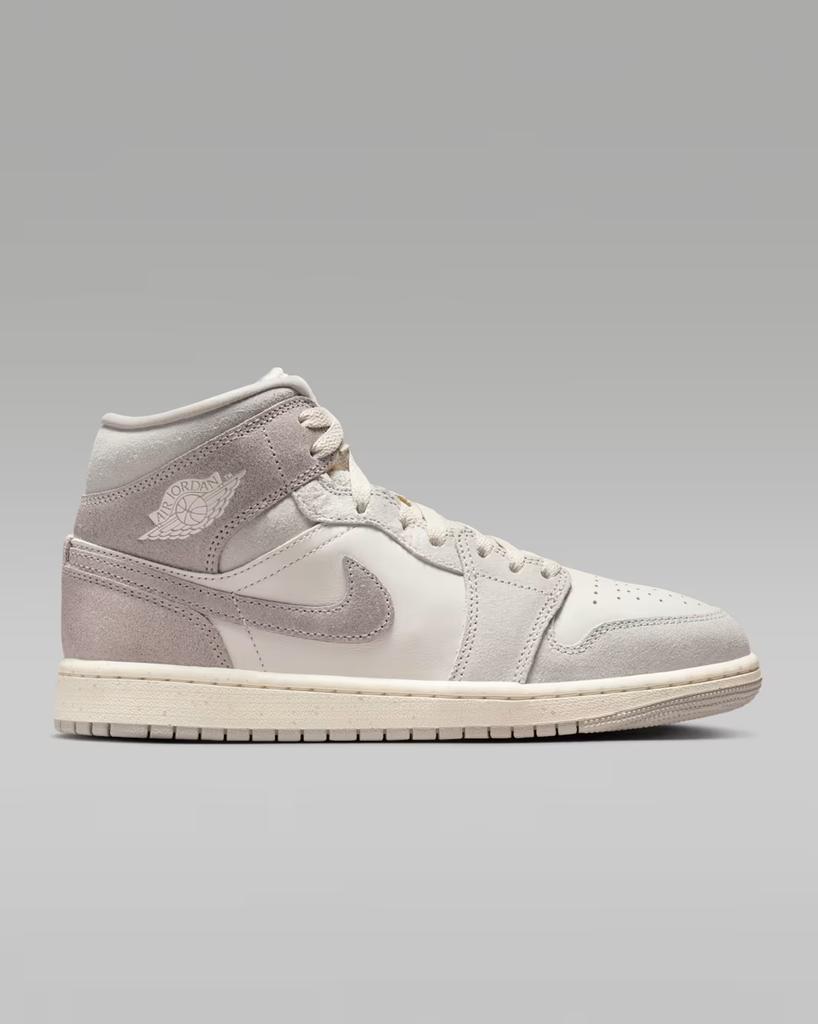 IB7010-001 Nike Air Jordan 1 Mid Светлый Железняк Загадочный Камень (Женский)