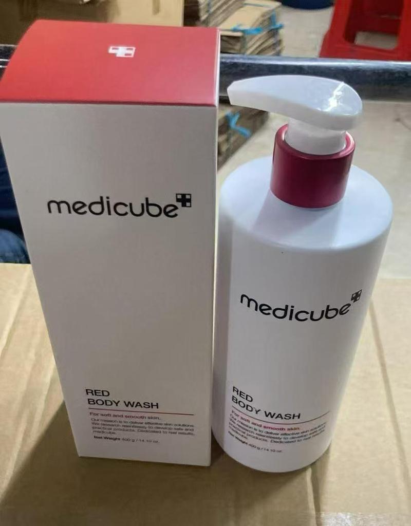 Набор коллагеновой уходовой косметики Kim Hee-sun от Medicube – Сыворотка-ампула, Сыворотка, Солнцезащитный крем, Средство для умывания, Глиняная маска