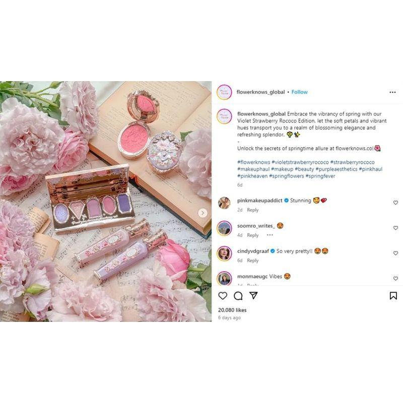 Flower Knows - Розово-фиолетовые румяна с тиснением в стиле рококо «Клубника» - G01