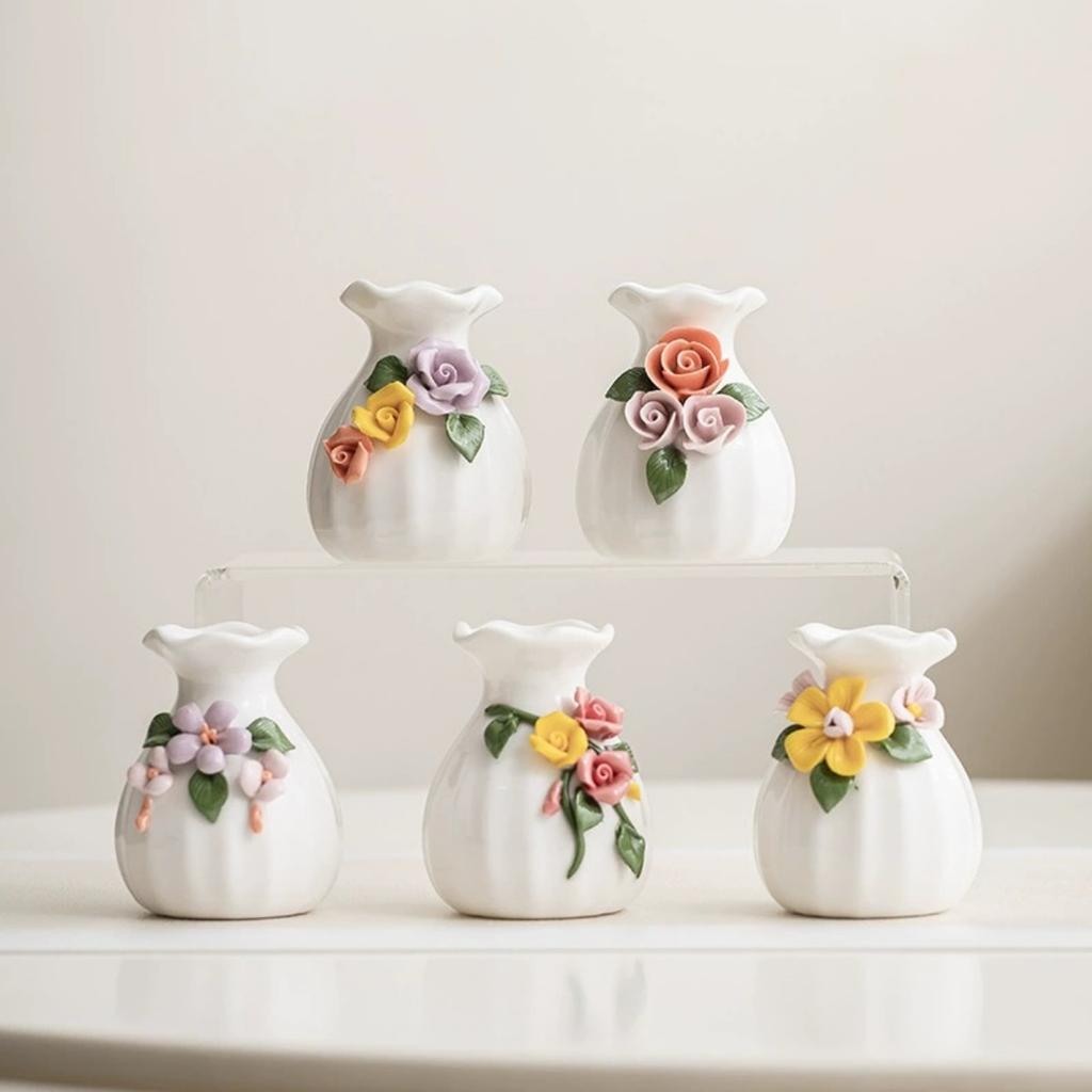 Маленькая ваза с розами, расписанная вручную, керамическая ваза ручной работы, современные вазы для сухоцветов, вазы в китайском стиле, для украшения обеденного стола, книжного шкафа, письменного стола