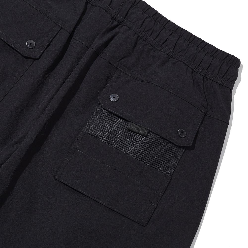 INTERCREW Lettering Pocket Crotch Shorts Black Ity2Ps04Abk