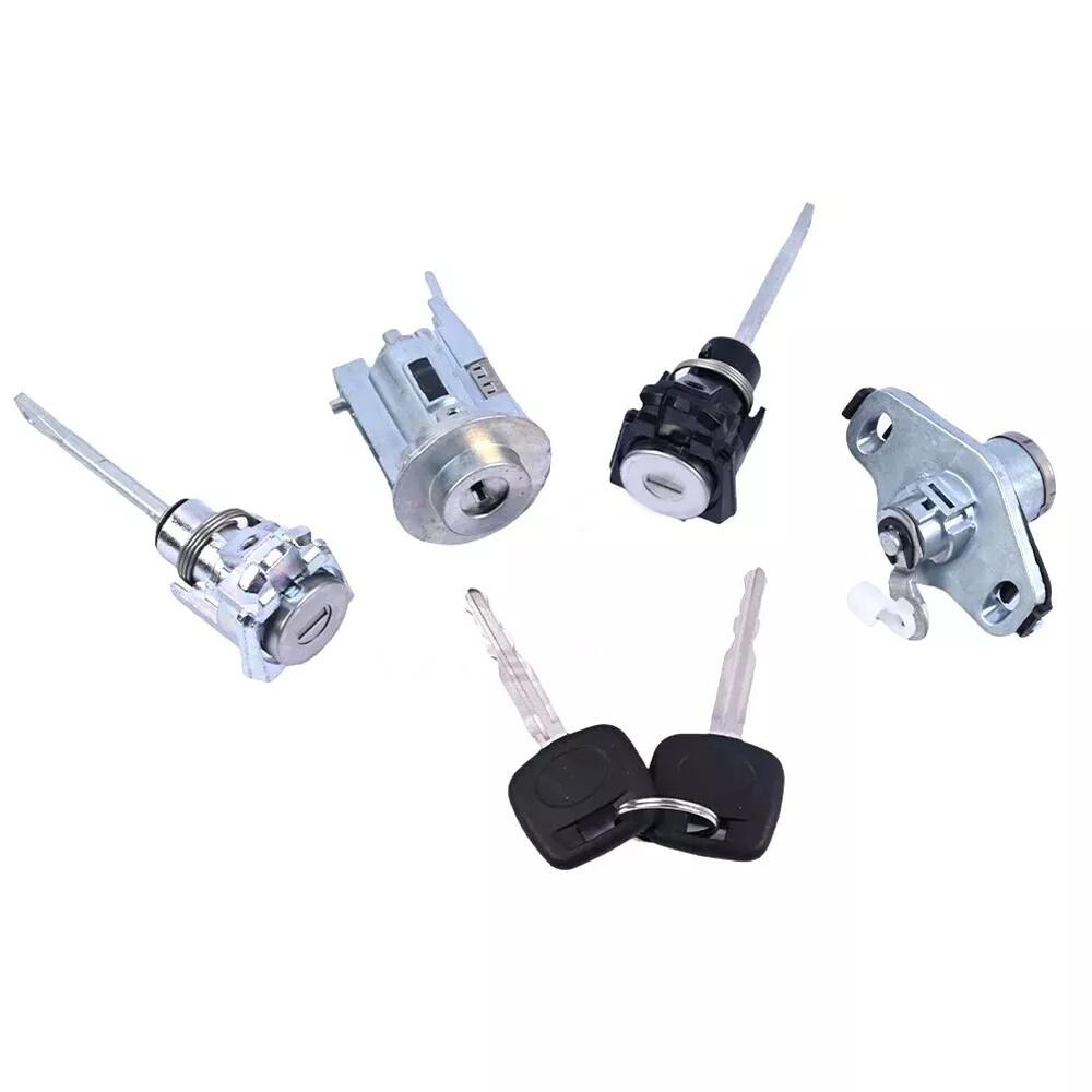 Комплект замка зажигания, замков дверей и багажника для Toyota Corolla 69057-02130