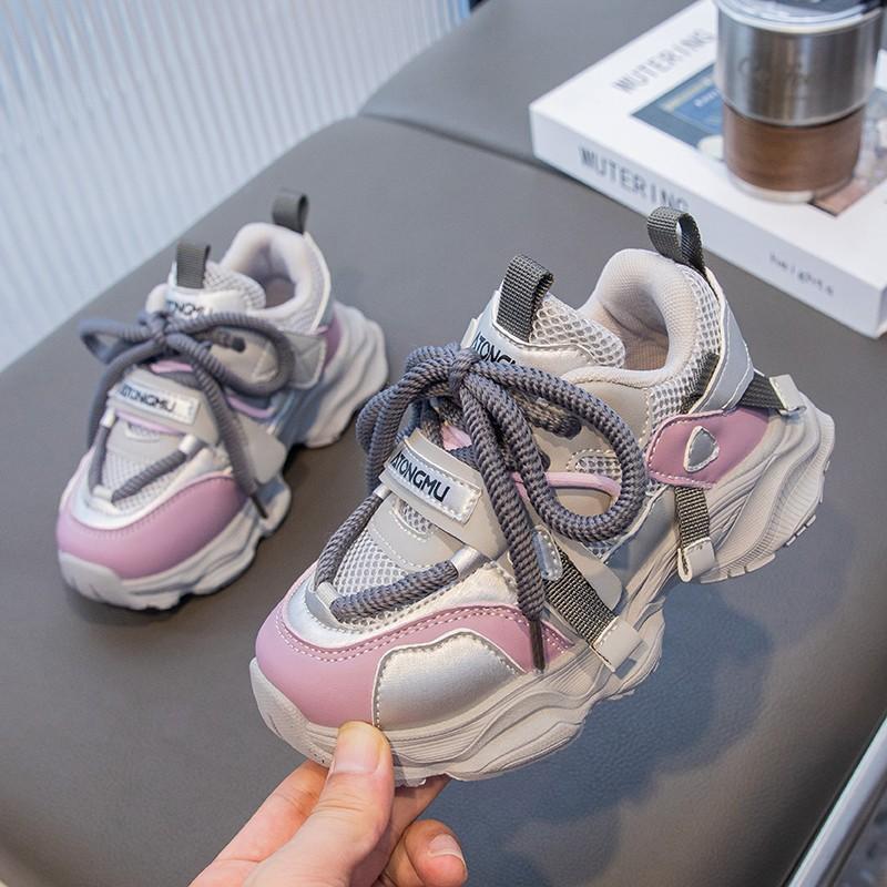 Детские черные кроссовки для мальчиков, новая весенне-осенняя обувь для пап с мягкой подошвой, дышащие и легкие, для детей старшего возраста