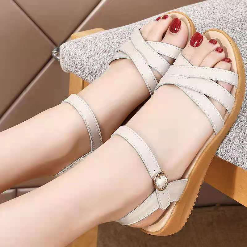 Sandals for Women Summer Flat Beach Sandals Comfortable and Non Slip Sandals