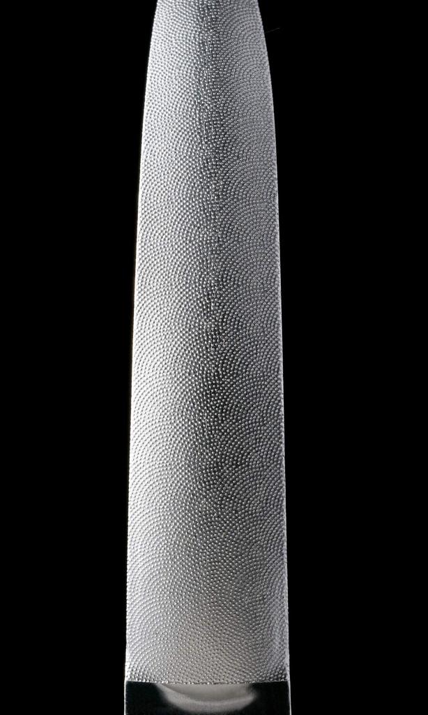 Изготовлено вручную из нержавеющей стали Пилочка для ногтей, которая оказывает меньшее воздействие на ногти G-1011