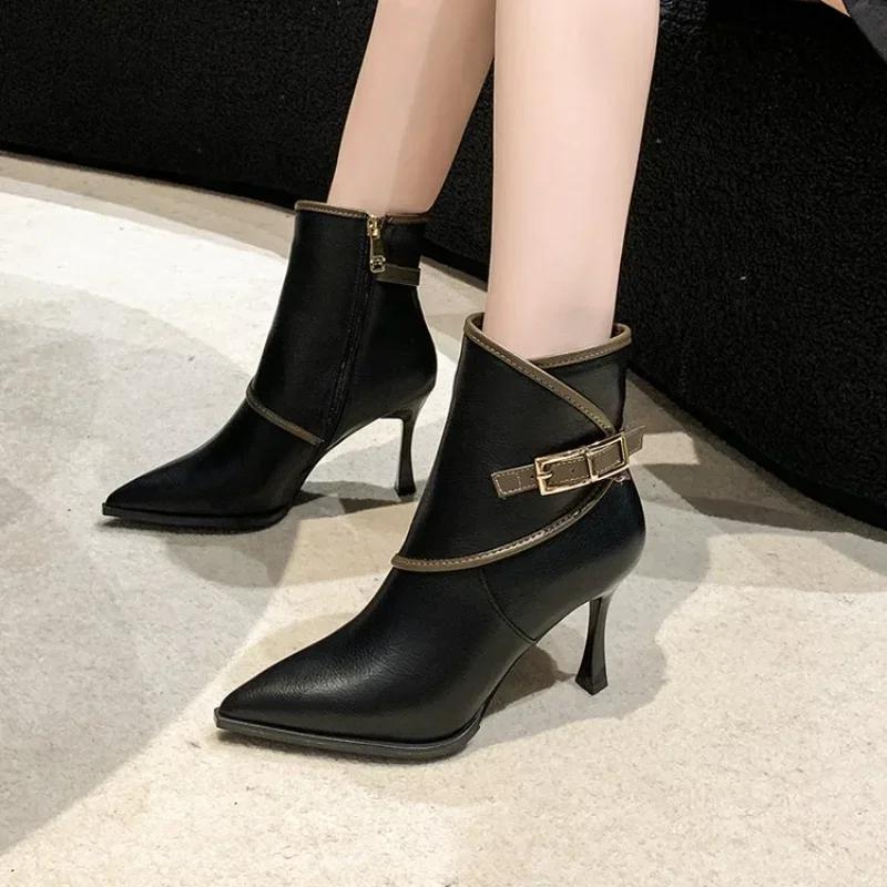 Осень и Зима Винтажная Ткань Сплайсинг Острый Носок Боковая Молния с Тонким Каблуком Пряжка на Ремне Модные Короткие Ботинки для Женщин 34-40