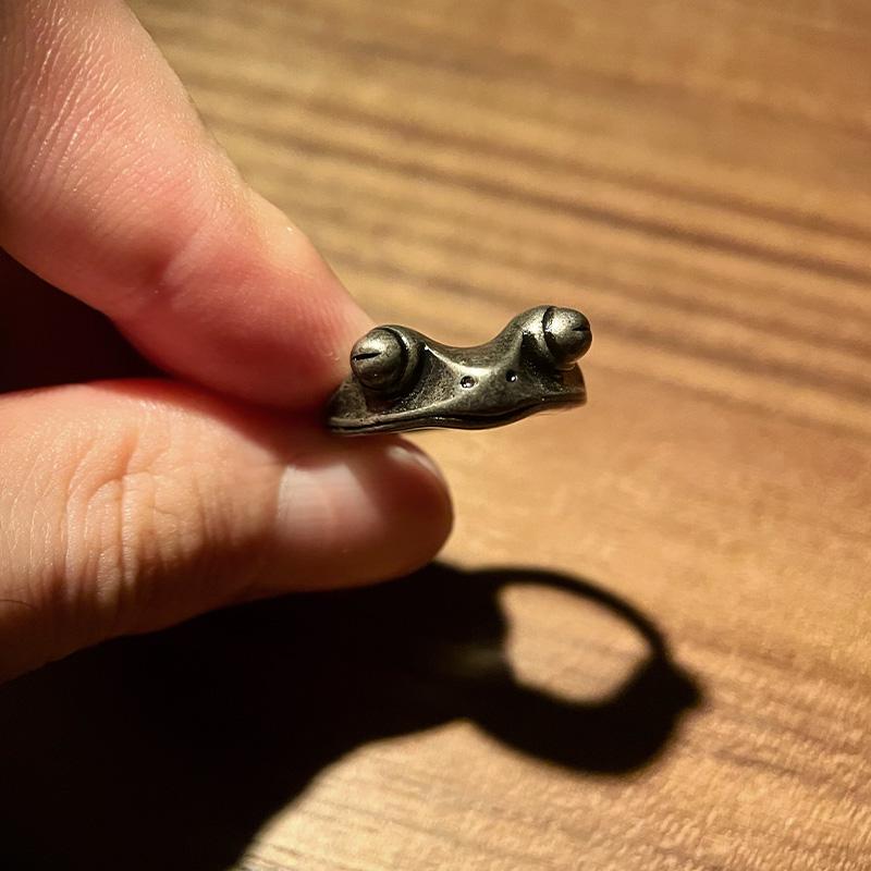 Ретро состаренное кольцо с лягушкой для мужчин панк готика регулируемое открытое кольцо ручной работы античная оловянная роспись циркон креативные аксессуары