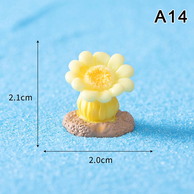 Mini Ocean Figurine Resin Ornaments Cute Marine Life Sea Animals Tiny Statue Aquarium Home Desktop Micro Landscape Decor