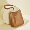 2025 New Leather Women's Bag Casual Shoulder Messenger Bag Women's Retro Bucket Bag Niche Design Commuter Tote Bag