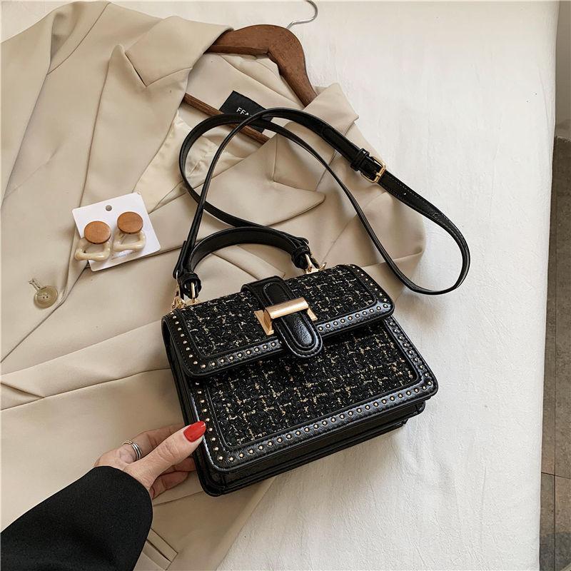 Niche Light Luxury Small Fragrant Style Women's Armpit Bag Senior Sense of Mini Crossbody Bag Simple Versatile Casual Paragraph Shoulder Bags