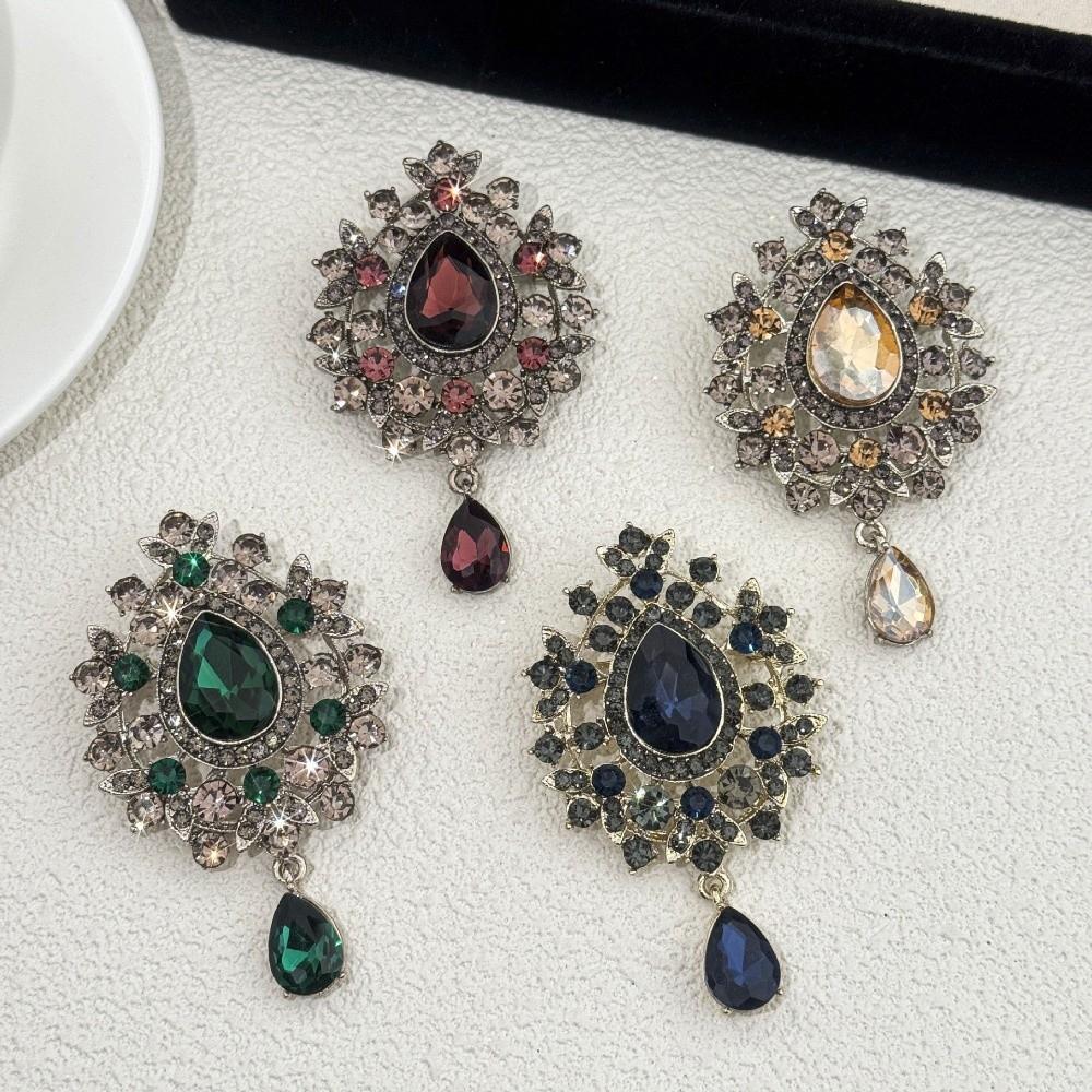 Zinc Alloy Zircon Crystal Brooch Retro Palace Style Pendant Brooch New Corsage Pins Wedding
