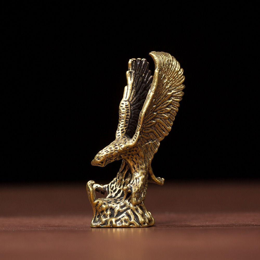 Animal Simulation Eagle Wings Ornaments Solid Brass Eagle Ornaments Vintage Eagle Statue  Tea Pet