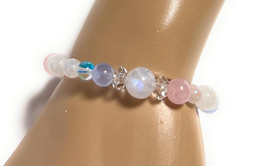 Исцеляющий, любовный, удачливый, голубой лунный камень, голубой кружевной агат, голубой топаз, цвет ауры, розовый кварц, кристалл, натуральный камень, браслет с мощным камнем, внутренняя часть 16 см, сделано в Японии