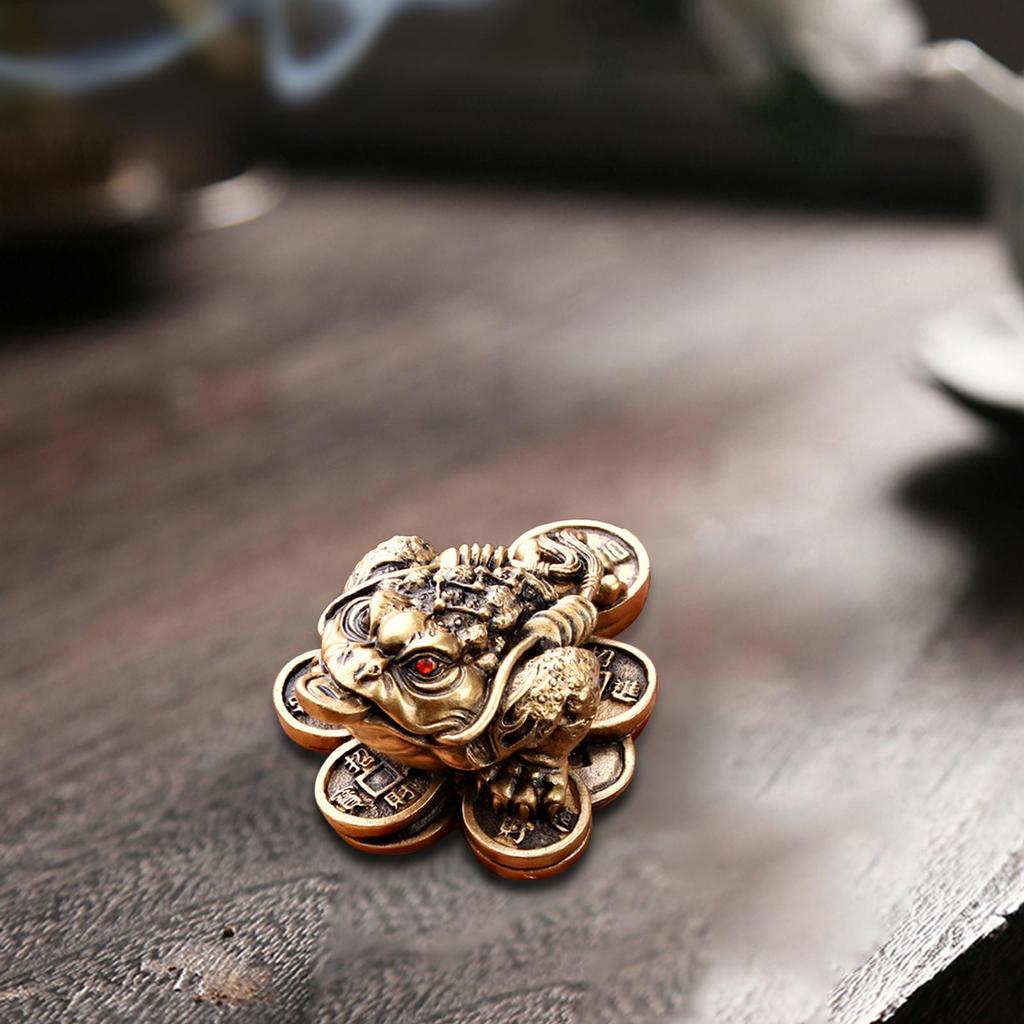 Маленькая фигурка жабы богатства и удачи фэн-шуй, трехногая лягушка, чайная фигурка для животных для ресторанов, магазинов, декора, многоцелевого назначения