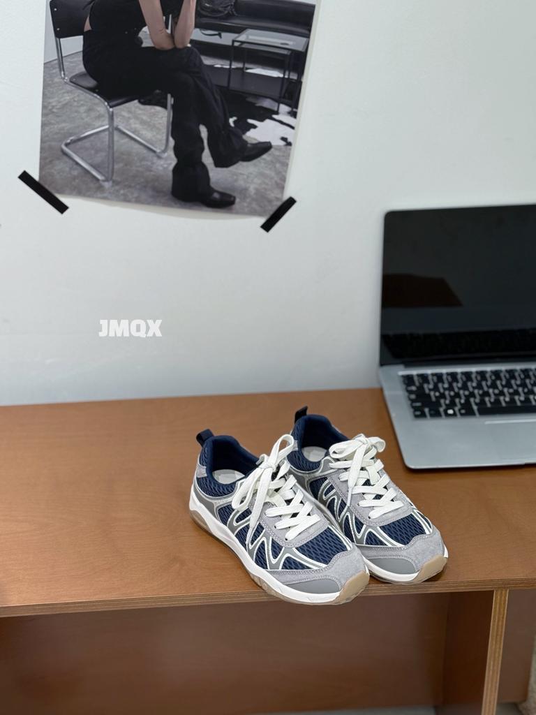 Color Matching Striped Lace-up Little White Shoes Women's Summer 2025 New Fashion Versatile and Comfortable Sports and Leisure Moral Training Shoes