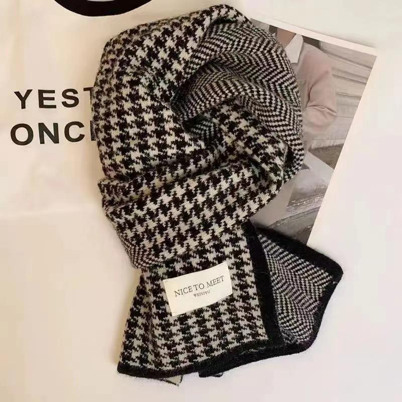 Women's Winter Warm Houndstooth Wool Scarf - Korean Style Versatile Knit for Autumn and Winter