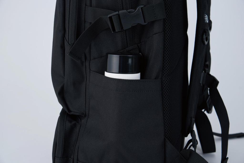 Рюкзак BIG Pocket Backpack Большая вместимость Школьный черный Клубный рюкзак для мероприятий 25 л A4 Хранение Прочный LAB55619 BKP OSZ [New Balance] (ЛАБ55619) (Черный/Розовый)