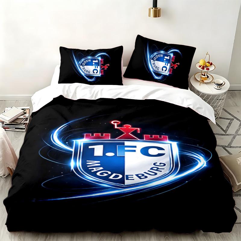1. FC Magdeburg 3pc set Perfect for bedroom use Comfortable bedding set includes a duvet cover and two pillowcases Ideal birthday or Christmas gift