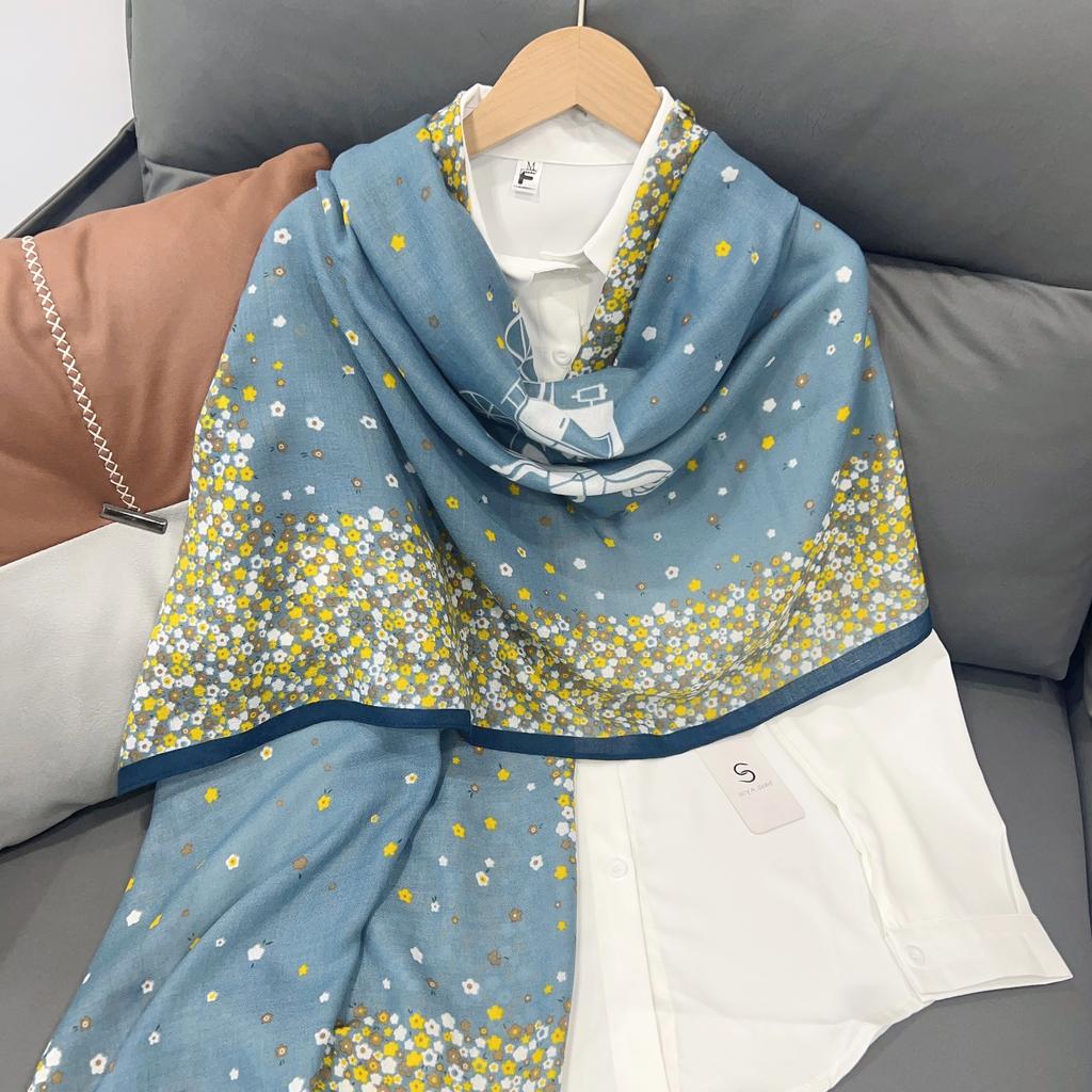 Elegant Small Flower Mist Blue Autumn Scarf Women's New Cotton and Linen Shawl Simple Temperament Yarn Scarf Warm Decorative Scarf