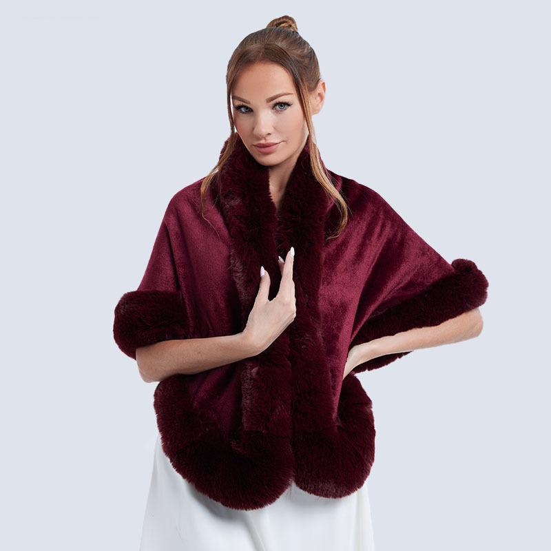 Women's Romantic Shawl Fur Coat With High Quality Artificial Fur For Warmth And Comfort