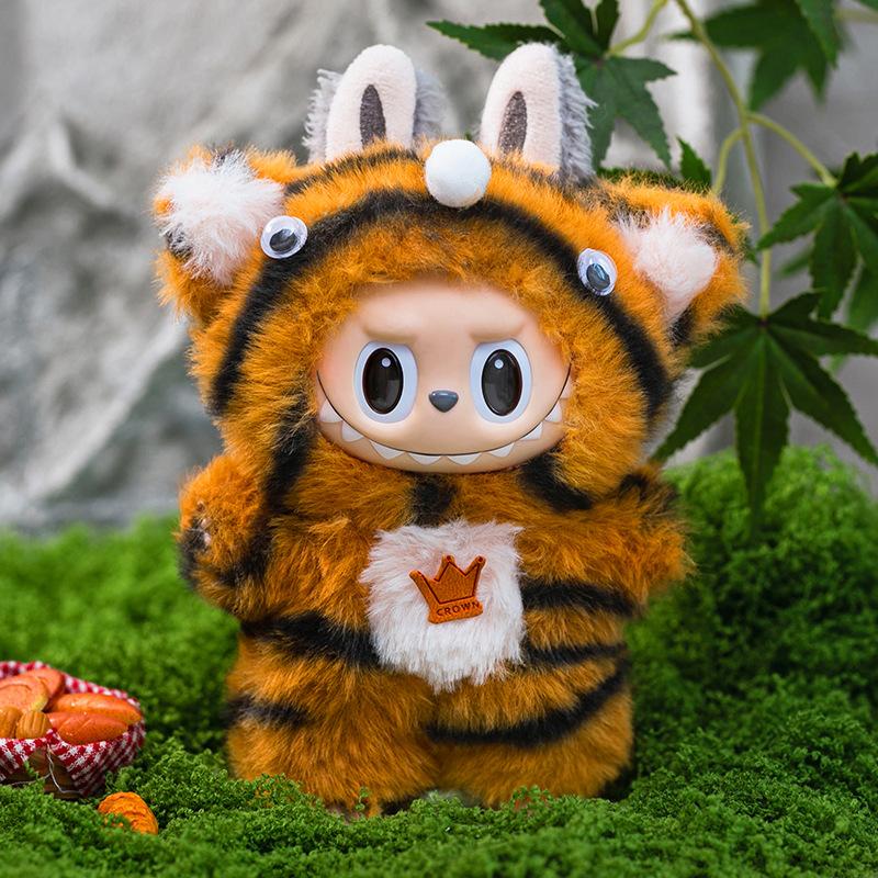 Плюшевая кукла 17 см Одежда Наряды Для Labubu Милое Животное Мультфильм Модный Стиль Каваи Свитер Брюки Комплект Осень Зима Праздничный Подарок
