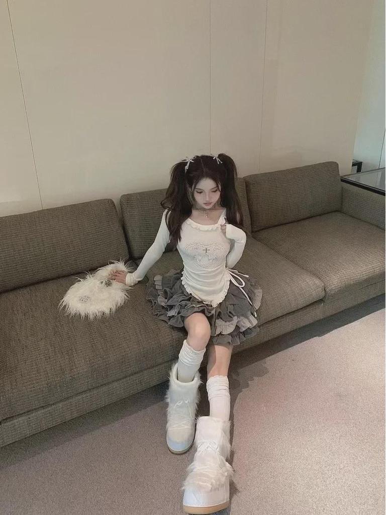 Женская черная футболка с открытыми плечами и длинными рукавами в корейском стиле - Весна/Осень 2023 г., утягивающий дизайн