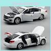 124 Alloy Diecast Car Model Light Sound Collector Enthusiasts