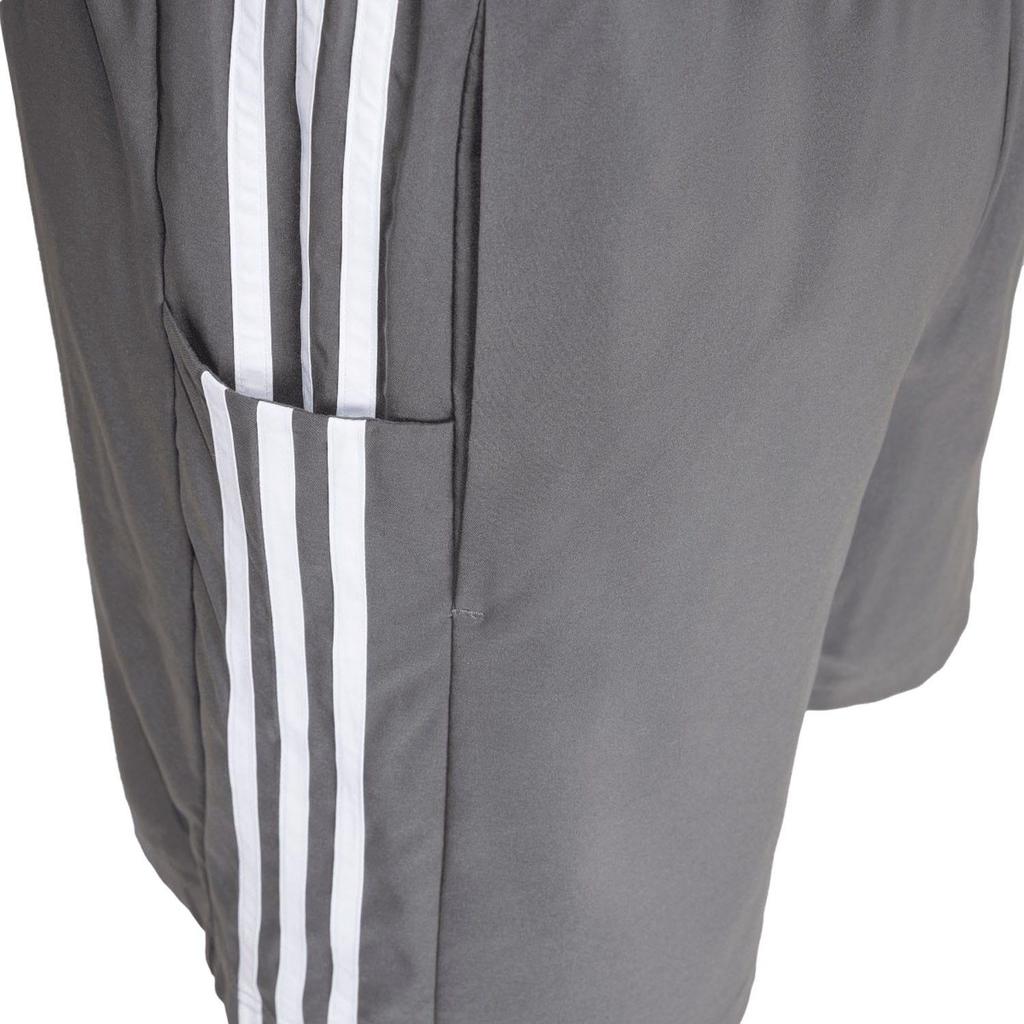 Adidas Мужские шорты Essentials Chelsea Aeroready с тремя полосками